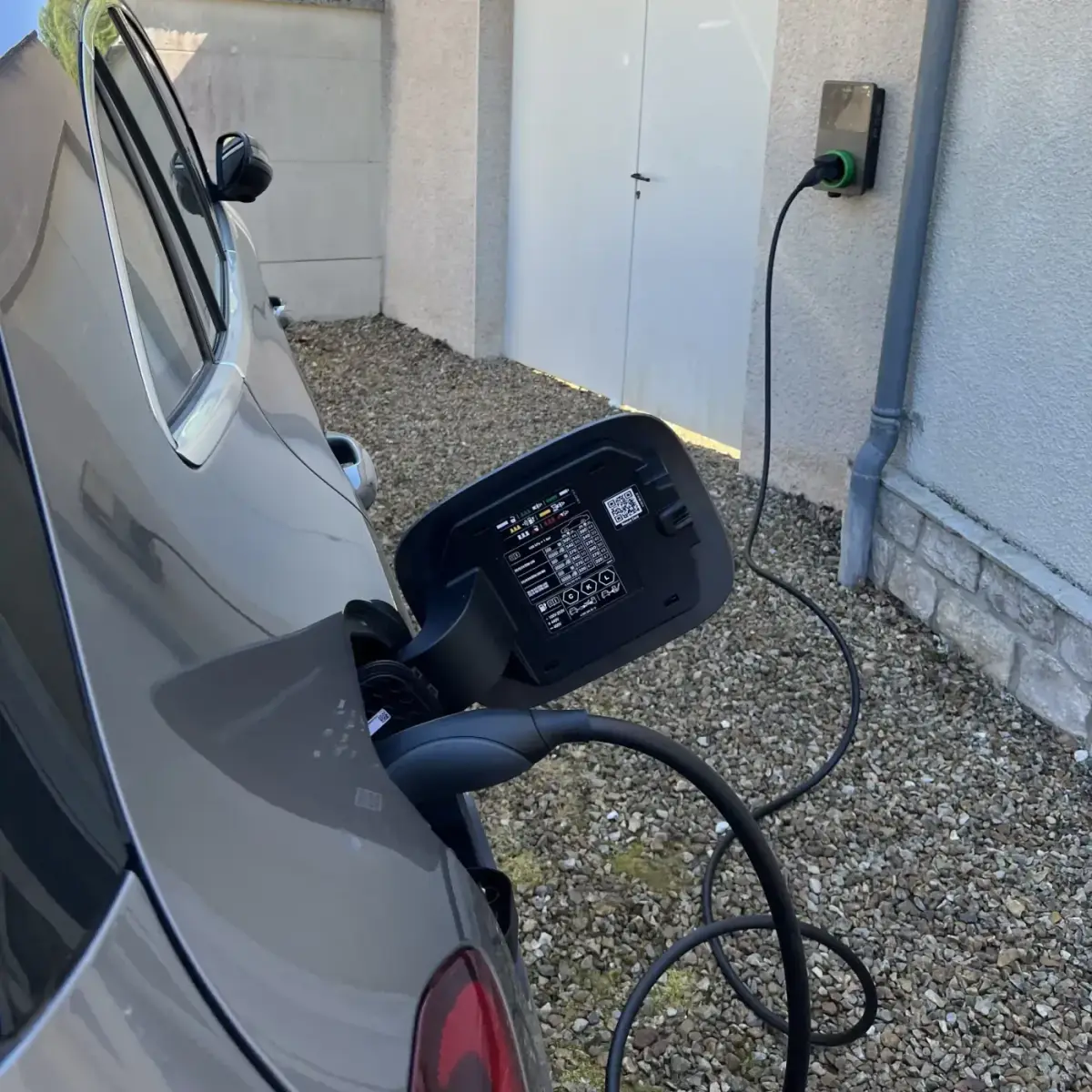 Borne de recharge IRVE à Cholet Borne de recharge IRVE à Cholet