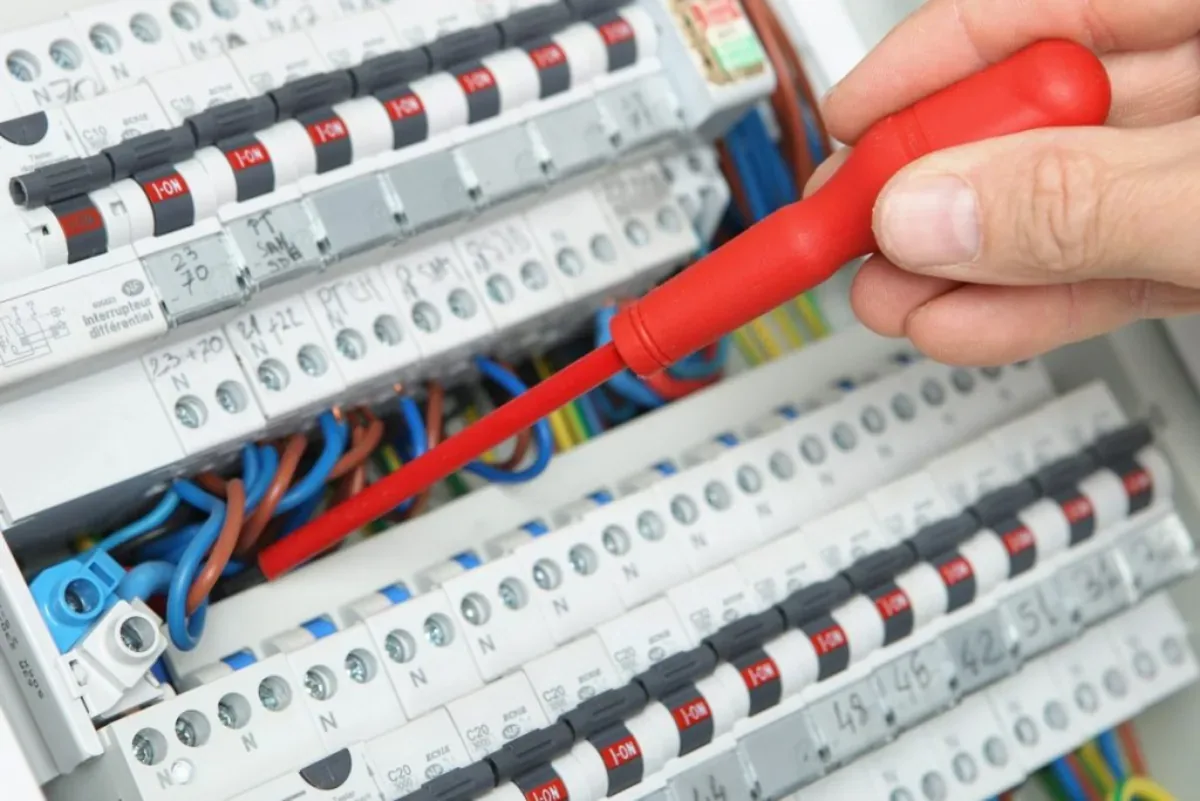 Dépannage électrique d'urgence à Cholet Dépannage électrique d'urgence à Cholet