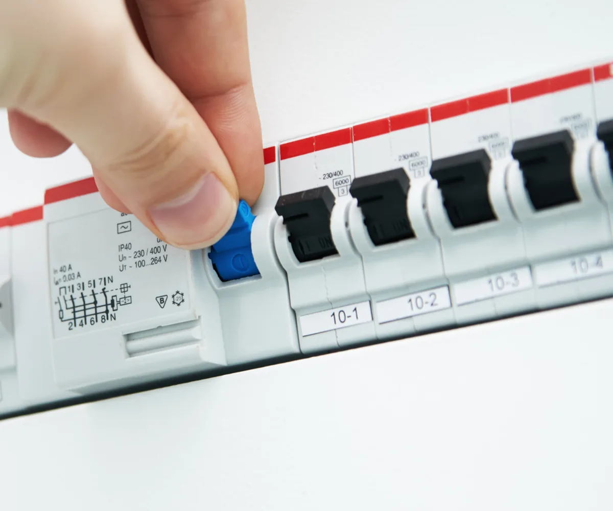 Diagnostic électrique obligatoire à Cholet